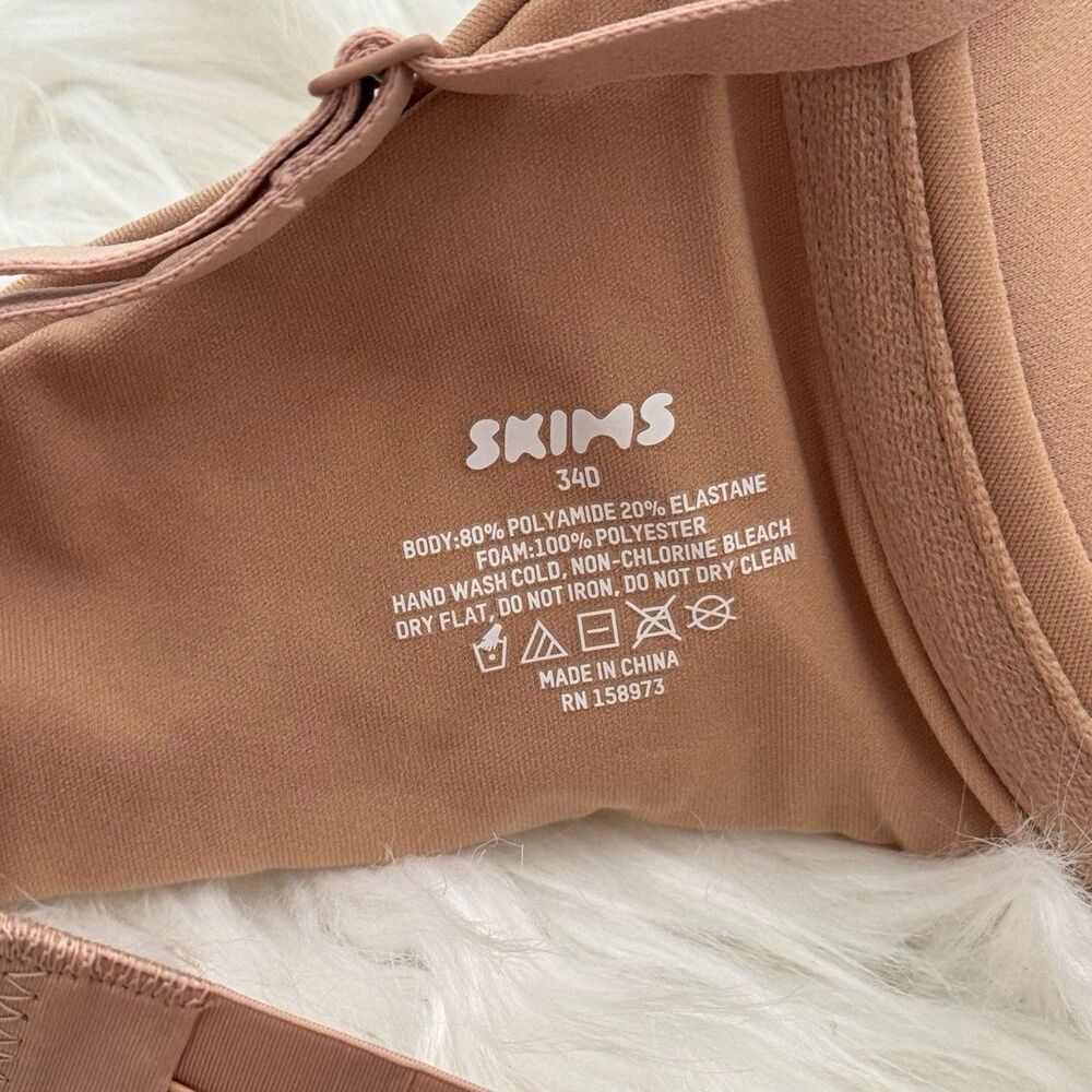 Skims Fits Everybody Scoop Plunge Bra Clay 34D - Picture 7 of 8